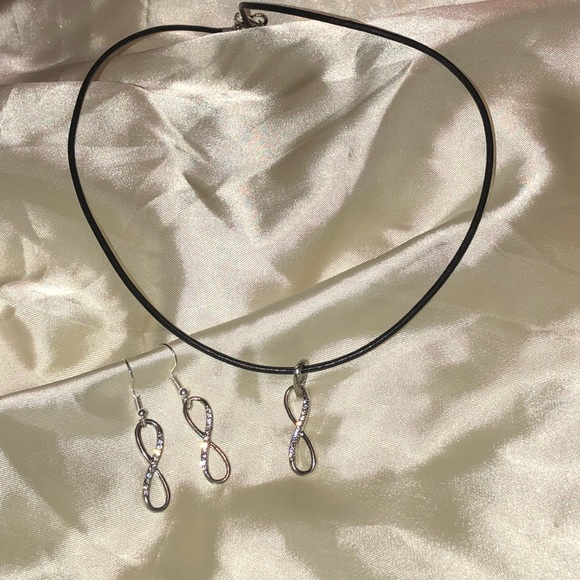 Infinity means never ends Necklace & earrings NEW - Picture 3 of 8